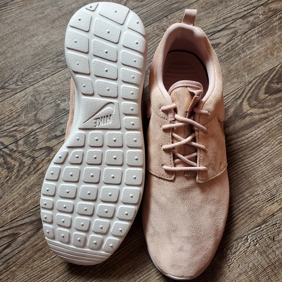 NEW Nike Roshe One Prm - Picture 6 of 6